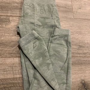 Gymshark Camo Seamless Leggings Size S